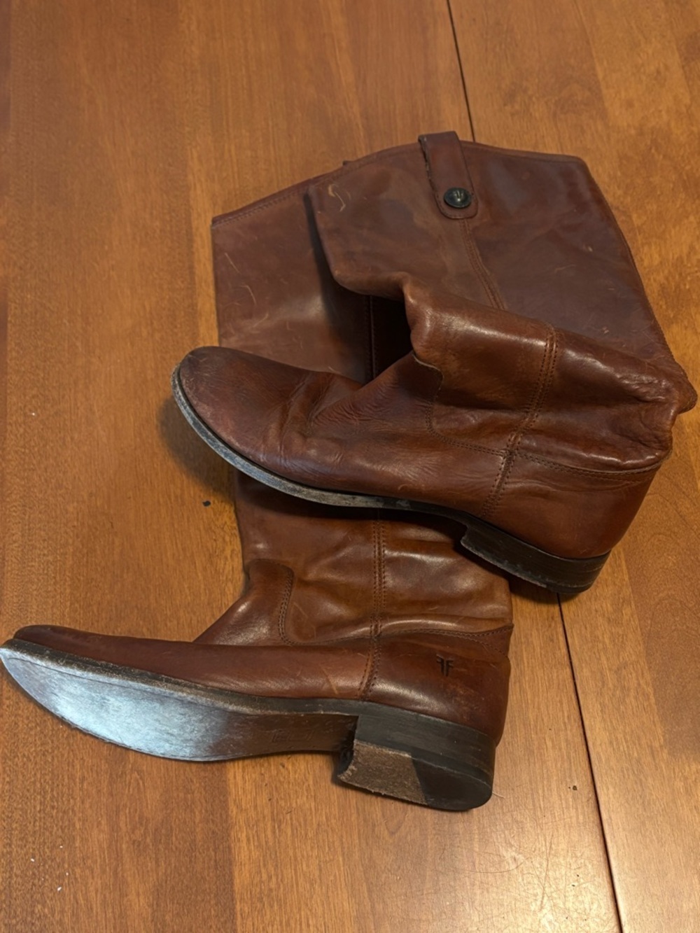 FRYE Melissa Button 2 Tall Boots in Cognac